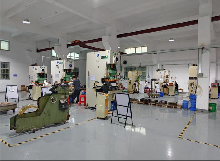 Dongguan Kaiyan Hardware Products Co., Ltd. manufacturer production line